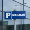 Panneau parking magasin clients – Signalétique stationnement réservé