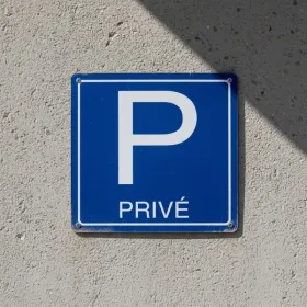Panneau Parking privé aluminium – Interdiction de stationner
