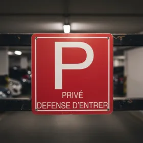 Panneau parking privé accès interdit – Signalétique extérieure