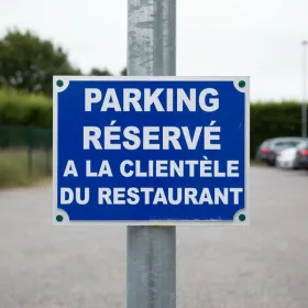 Panneau Parking Réservé Clients Restaurant | Panneau Signalisation