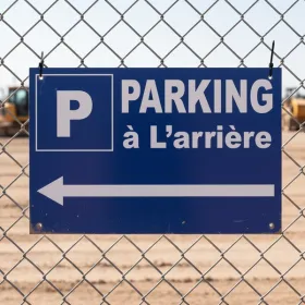 Panneau Parking à l'arrière à gauche – Panneau parking