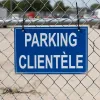 Panneau de signalisation Parking réservé à la clientèle – Aluminium