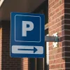 Panneau parking flèche droite – Signalétique directionnelle
