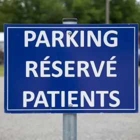 Panneau Parking réservé patients – Panneau parking