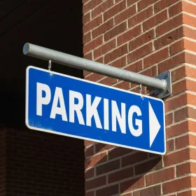 Panneau Parking flèche droite en aluminium | Signalétique extérieure