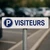Panneau parking visiteurs PMR – bordure de trottoir