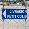 Panneau livraison petit colis à gauche – Signalétique Bureau