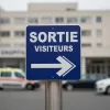 Panneau sortie visiteurs droite – Panneau directionnel