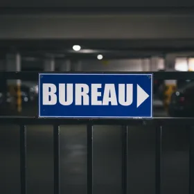Panneau Bureau direction droite – Panneau bureau