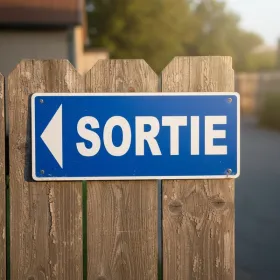 Panneau sortie de secours flèche gauche – sécurité incendie