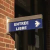 Panneau Entrée libre à droite – Signalétique Bureau