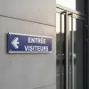 Panneau Entrée Visiteurs à Gauche | Hôtel, Restaurant, Gîte