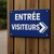 Panneau Entrée visiteurs à droite - Hôtel, Restaurant, Gîte