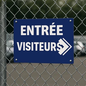 Panneau Entrée visiteurs à droite - Hôtel, Restaurant, Gîte