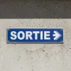 Panneau Sortie à droite photoluminescent sécurité format A4
