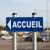 Panneau direction Accueil, flèche à gauche, bleu