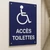 Panneau accès toilettes handicapé – vue 3
