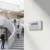 Plaque braille « Entrée » – signalétique accessible ERP