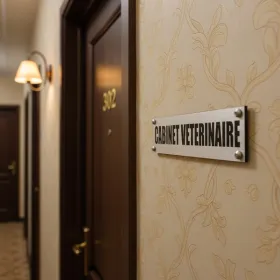 Plaque de porte "CABINET VETERINAIRE" – Plaque de porte