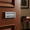 Plaque de porte Alu"DOUCHES ARBITRE" – Plaque de porte