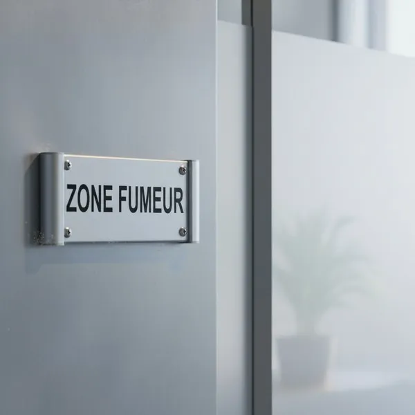 Plaque de porte aluminuim zone fumeur – Plaque de porte