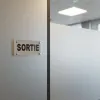 Plaque de porte aluminium sortie – Plaque de porte