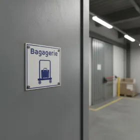 plaque de porte bagagerie – Plaque de porte
