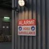 Panneau Vidéosurveillance & Alarme : Site Protégé par Caméra