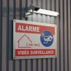 Panneau Vidéo Surveillance & Alarme – Sécurité Propriété
