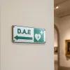 Panneau défibrillateur flèche gauche – Signalétique sécurité