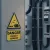 W023 Danger Produit corrosif – Panneau attention Danger