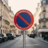Panneau Stationnement interdit réservé à la clientèle