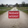 Signalétique Interdiction Durable: Panneau Passage Interdit Aluminium