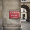 Panneau Entrée Interdite Personne Étrangère - Signalétique Immeuble