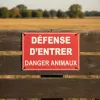 Panneau interdiction entrée danger animaux propriété privée
