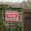 Panneau propriété privée accès interdit signalétique