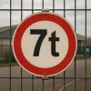 Panneau Interdit aux 7T – Panneau routier