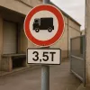 Panneau Interdit 3.5T Poids Lourds - Signalisation Routière