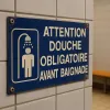 Panneau Attention : douche obligatoire avant baignade | Piscine