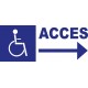 Panneau accés handicapé à droite