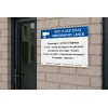 Panneau vidéosurveillance conforme RGPD à l'entrée d'une entreprise
